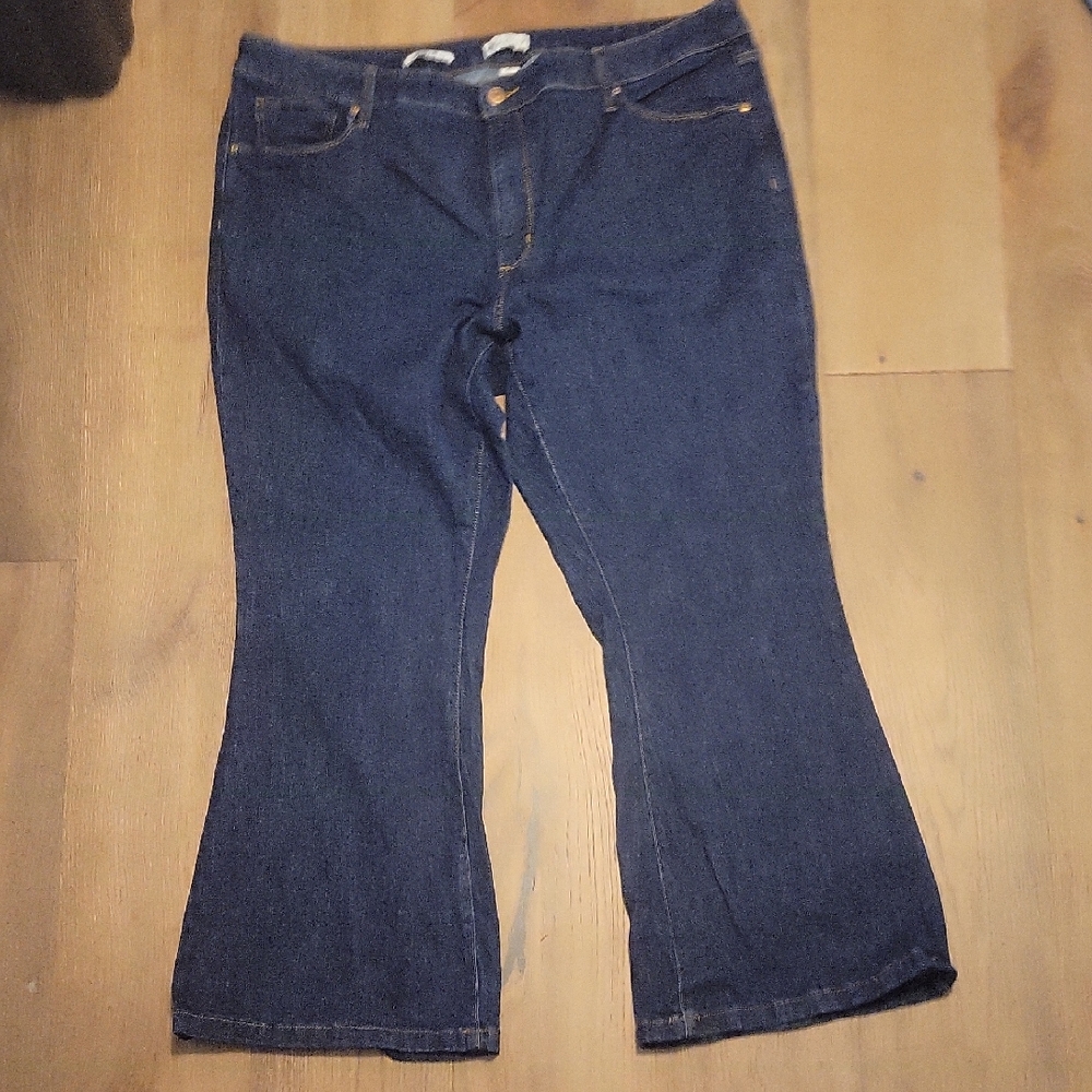 Ava & Viv Dark Wash High Rise Flare Plus Size 22